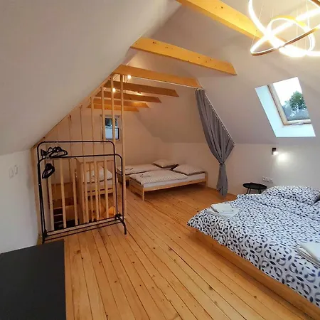 Gwiazda Mogielicy Basen & Balia, Sauna Holiday home Slopnice
